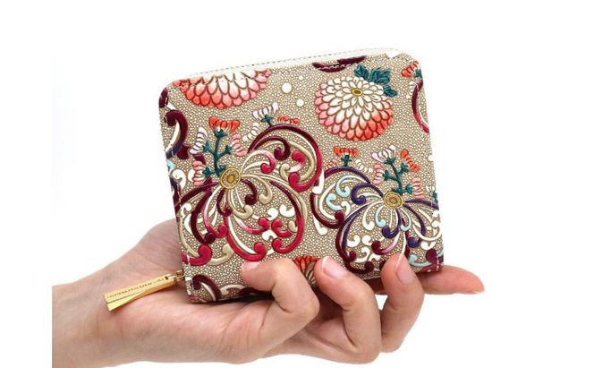 【文庫屋大関】二つ折りファスナーミニ財布 乱菊＜赤紫＞【皮革工芸品】財布 二つ折り 小物 お札 カード 小銭 コンパクト 牛革 手作り 日本製 墨田区 東京都