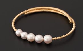 【手元をエレガントに】8/7.5/7mm アコヤ真珠バーバングルブレスレット  I-340