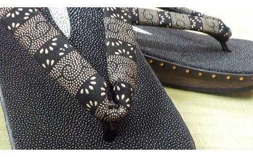 【 桐下駄 】 男右近 エイ本皮 ( 男性用  ) 下駄 げた ゲタ 履物 靴 くつ エイ 本革 [BL012ci]