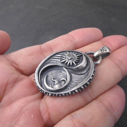 太陽と月 pendant (silver)