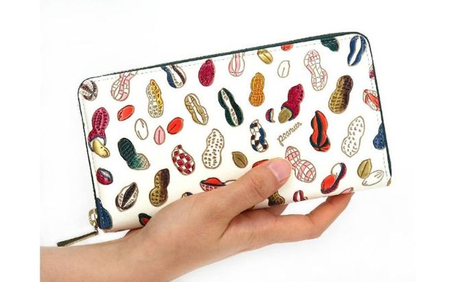 長財布 大容量 ぐるっとファスナーの長財布 ピーナッツ 文庫屋大関 通帳が入る 財布 レディース ラウンドファスナー レザー 本革 革 文庫革 レディース財布 お財布 通帳 通帳入れ 通帳ケース 日本製 東京 墨田区