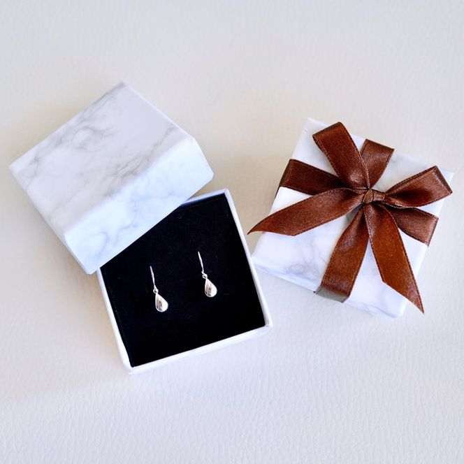 K18WG(18金) ホワイトゴールド 地金 雫 ピアス ティアドロップ ツユ形 フックタイプ シンプル 保証書付 KO-0067 242-028-b