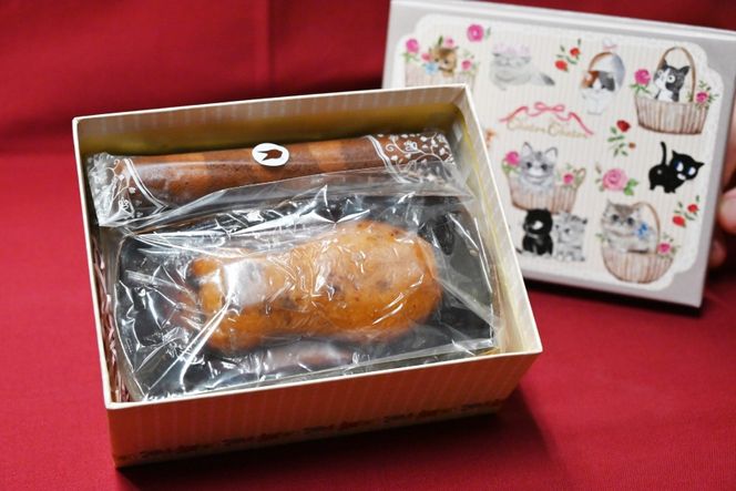 【2026年2月より順次発送】 AI190 パウンドケーキ 1個 しっぽ スティックケーキ 2本 [ 個包装 詰め合わせ セット ケーキ 焼き菓子 お菓子 かわいい フルーツ いちじく スイーツ パティスリーシャトン 長崎県 島原市 ]