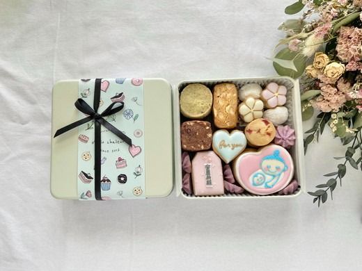 【studio chaleur+】マタニティクッキー缶 | クッキー クッキー缶 クッキーボックス クッキーBOX cookie お菓子 缶 詰め合わせ アソート スイーツ 洋菓子 妊娠祝い 産休 出産 マタニティ お祝い ギフト プレゼント 贈り物 贈答 人気 おしゃれ 可愛い 岐阜県 瑞穂市