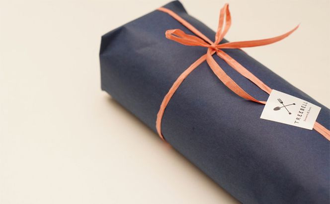 数量限定★うし君みるくロールケーキ おやつ ギフト 贈り物 洋菓子 人気 厳選 袋井市 お菓子 スイーツ デザート フワフワ しっとり 乳牛 ホワイトチョコレート コンデンスミルク 上質 生クリーム 子供 年配 