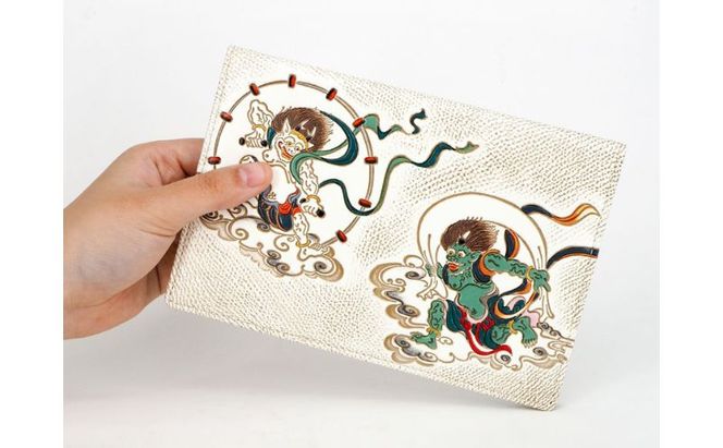 【文庫屋大関】パーソナルホルダー　風神雷神【皮革工芸品】 雑貨 日用品 ブックカバー パスポートケース 貴重品入れ マルチケース シンプル 和風 革小物 