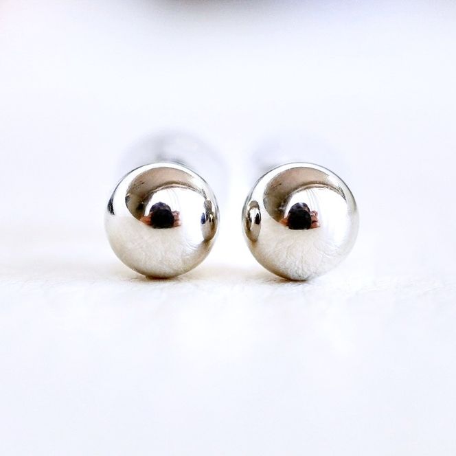 【ジュエリー】Pt900 プラチナ  地金 シンプル ボール ピアス (5mm) 保証書付 KO-0003 242-009-a