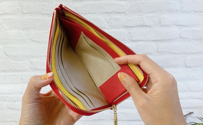 薄くて軽くて大容量なL字長財布 14枚カードポケット 牛革 シュリンク レッド