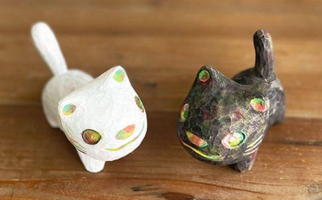 猫 木彫りの置物 1点 オブジェ 手彫り 糸島市 / しろくも工房【いとしまごころ】[AEO011]