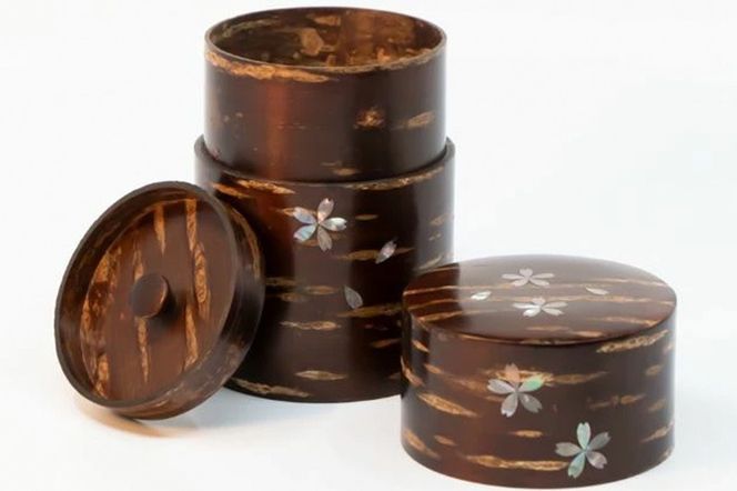 角館樺細工《樺細工 八柳》 総皮 茶筒 大 ラデン 桜 S 150g 角館工芸協同組合|02_kdk-106001