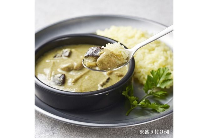 カレー 華味鳥のグリーンカレー 180g×1個 [ 味の兵四郎 福岡県 筑紫野市 21761570] レトルト グリーンカレー レトルトカレー チキン スパイス だし入り 簡単 便利 おかず 保存食 非常食 一人暮らし