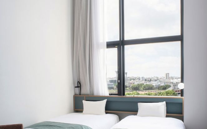 レフ沖縄アリーナ by ベッセルホテルズ スーペリアツインルーム 1泊2日 宿泊券 (1〜2名様/朝食付き) 宿泊利用券 沖縄旅行 ホテル チケット ギフト 沖縄市 / 株式会社すこやかホールディングス[BCAP003]