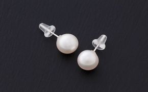 8.0mmアコヤ真珠直付けピアス(K14WG) H-285