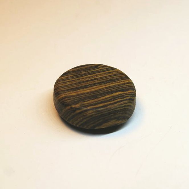 木製サムレスト ヤナギサワ用 ［195S23］ 木製 サムレスト 選べる 素材 シタン グラナディラ ボコーテ 肌触り 優しい素材 幅広い分野 中間的 サウンド 黒色 硬い木 茶褐色 黄色 杢目 柔らかい木 管楽器用 愛知県 小牧市 送料無料