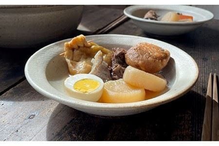 【 アイボリー シリーズ 】リム鉢 ペア 糸島市 / うつわと手仕事の店 研　器 陶器 食器 手作り クラフト[ARD025] 器 陶器 食器 皿 おしゃれ カレー パスタ おでん 和風 洋風 大きめ セット