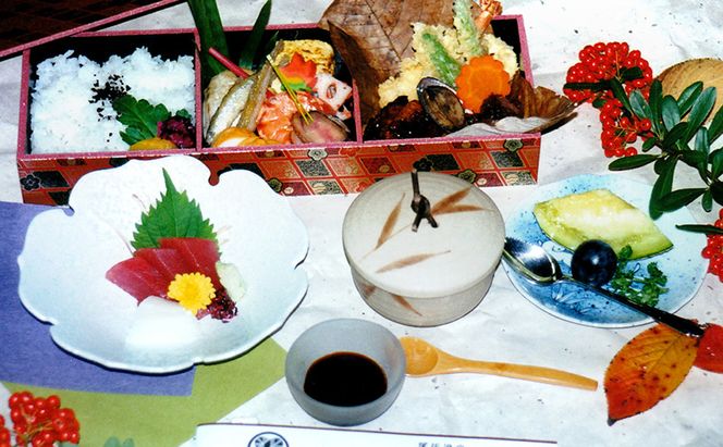 尾張温泉郷湯元館 感謝券 6000円 チケット 旅行 観光 料理自慢 温泉自慢 商品券 会席料理 かけ流し 天然温泉 癒し お出かけ 休日 休息 