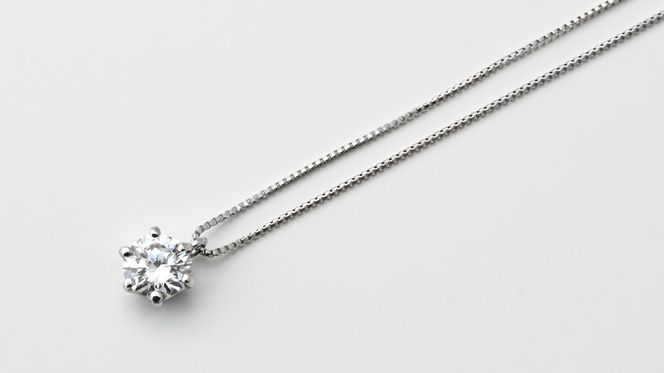 プラチナ900　最上等級カラーDカラー天然ダイヤモンド大粒0.50ｃｔ　ネックレス FNP-7 250-007