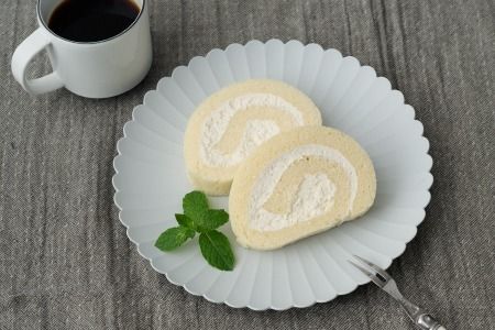 【プレミアム米粉ロールケーキ】卵乳製品不使用 天使のソイロール・ヴィーガン対応【グルテンフリー 保存料不使用 卵不使用 乳製品不使用 贈り物】(H053298)