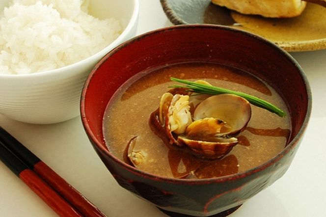 「有機黒大豆味噌」(800g×2) 〈 みそ 味噌 有機 有機JAS認証 オーガニック 生みそ 天然醸造 発酵食品 豆味噌 大豆味噌 調味料 〉