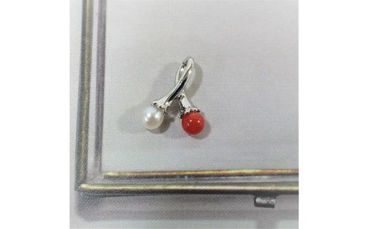 20-57伊勢志摩あこや本真珠ペンダントツイン(胡渡珊瑚・真珠)