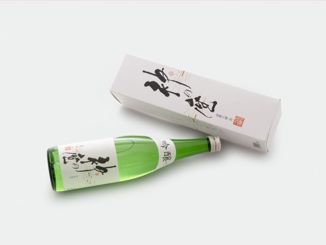 日本酒 吟 神の座 720ml ×1本 お酒 酒 地酒 吟醸酒 吟醸 清酒 アルコール ギフト プレゼント 贈答 男性 女性 送料無料 青森 青森県 鰺ヶ沢町