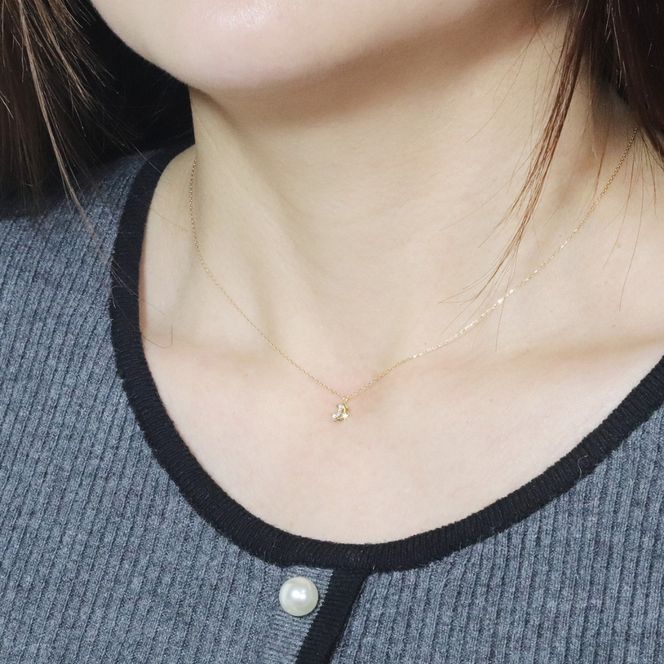 K18 0.02ct 三日月ダイヤモンドペンダント　BQ-226