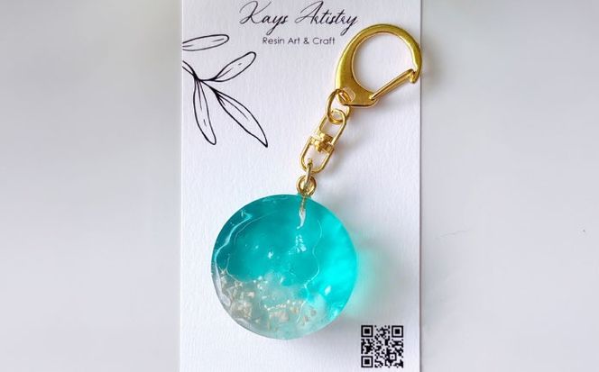 レジンアート 『海のかけらキーホルダー』 丸型 ターコイズ 【沖縄の星の砂入り】キーホルダー レジンアート 海 雑貨 おしゃれ 沖縄市 / Kays Artistry[BCAG026]