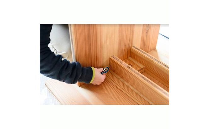 木製ローテーブル 『やさしいボーダーテーブル』（カラー：クリア） │紀州杉 国産家具 ハンドメイド WoodPark 和歌山県美浜町