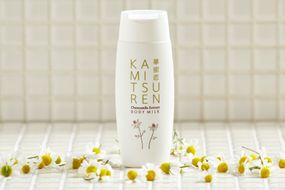 華密恋 ボディミルク 150mL [カミツレ研究所 長野県 池田町 48110799] カミツレン カミツレ いい香り