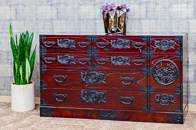 仙台箪笥 130巾横長箪笥 拭き漆塗り KC-12B （申込書返送後、1ヶ月～6ヶ月程度でお届け） 欅産業 たんす 家具 収納 インテリア [欅産業 仙台箪笥 タンス たんす 高級 工芸品 伝統]|06_kyk-730301