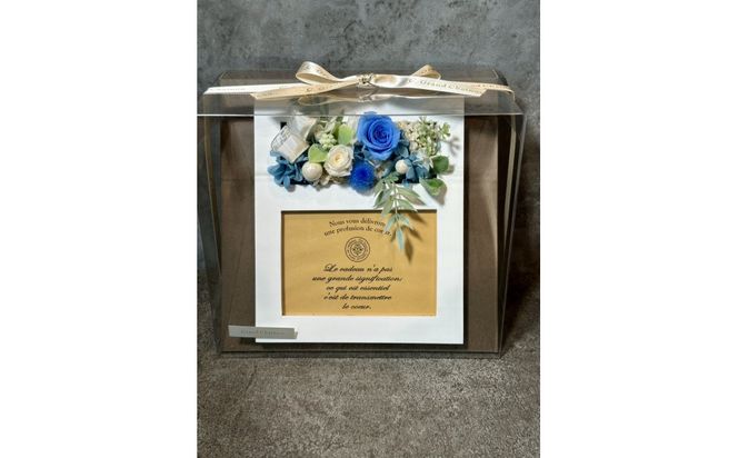 ブリザードフラワーのフォトフレーム（木製スタンドタイプ)【ブルー】 322032_GC003VC01