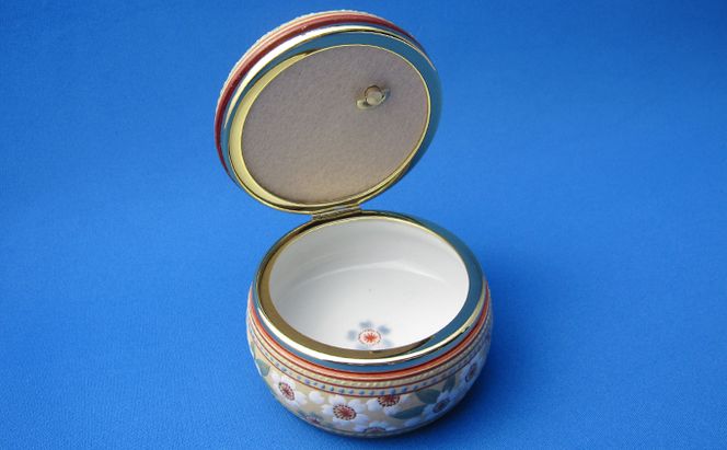 九谷焼オルゴール　桜とオオトリ a05 焼き物 民芸品 工芸品 雑貨 