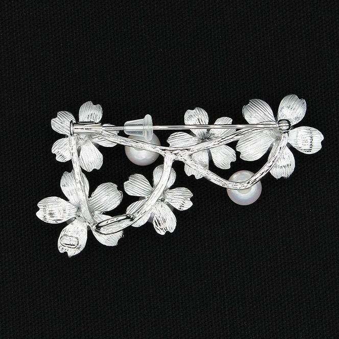 アコヤ真珠 パール ブローチ 7mm 7個付　SV925 (25398) ブローチ アコヤ真珠 パール SV925 シルバー ジュエリー アクセサリー 山梨県 甲斐市 BR-96