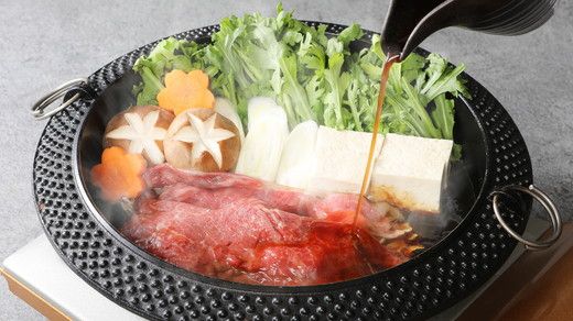 【カネ吉山本】近江牛すきやき用[上]　【500ｇ】【Y081W1】（国産牛　和牛　ブランド牛　ブランド和牛　黒毛和牛　牛肉　肉　高級　人気　おすすめ　神戸牛　松阪牛 に並ぶ 日本三大和牛 近江牛）