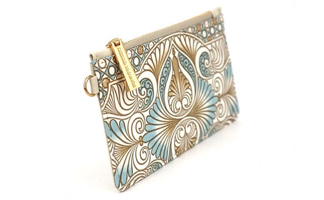 【文庫屋大関】すっきりカードケース　ロカイユ＜ブルーグレー＞【皮革工芸品】 ファッション小物 雑貨 フラグメントケース 小銭入れ付き 収納 スマート 日本製 青 