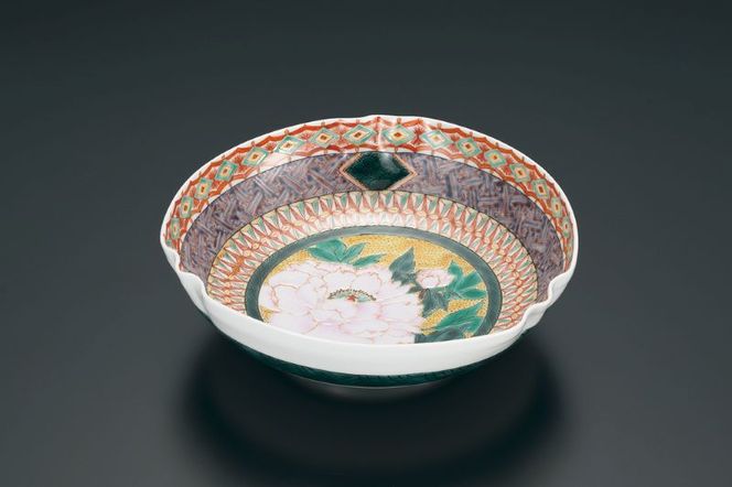 菓子器　色絵牡丹　宮本晄作