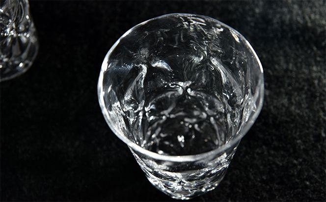 水面　タンブラー（1脚）〈ガラス タンブラー コップ おしゃれ 工芸品 食器 日用品〉 