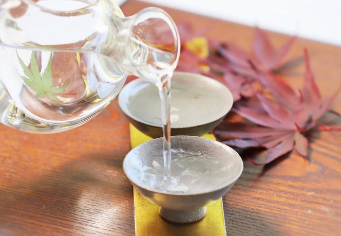 〈予約受付〉【全国新酒鑑評会金賞受賞の蔵元】「豊盃 純米大吟醸 こぎん刺し 山田錦」（1,800ml）〔西脇市産山田錦使用日本酒〕