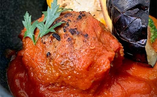 食卓を贅沢に！和牛100％ハンバーグ ～トマトソース～ 20個 牛肉 100％ 温めるだけ 濃厚 さっぱり 簡単 肉汁 ジューシー 旨み ご飯 特製トマトソース パスタ バゲット お歳暮 お中元 F6T-607