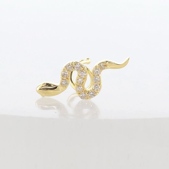 ヘビ 蛇 18金 ピアス つけっぱなし 片耳 ダイヤモンド キャッチのいらないピアス K18 へび 18k ゴールド スネーク シンプル お守り 巳年 干支 イエローゴールドK18 キャッチナッシャー 人気 普段 使い250326tp400yu SWAA268