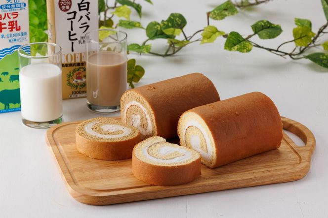 1078.白バラ生ロールケーキギフトとみるく畑８個入 313726_AH020