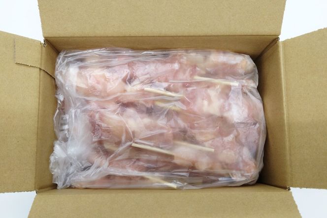 焼き鳥 冷凍 宮崎県産 若鶏 もも串 1本 30g 30本入り [アイフーズ 宮崎県 日向市 452061531] 鶏 もも 鳥 トリ 国産 鶏肉 串 生 アウトドア おつまみ 晩酌