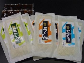 かわべ麺 生麺・麺つゆ詰合せ 8袋 合計約2.2kg（生うどん3袋・生きしめん3袋・生ひやむぎ2袋・麺つゆ30ml×8） | 食べ比べ 詰め合わせ セット コシ のどごし 滑らか お取り寄せ ギフト お中元 お歳暮 きし麺 冷麦 冷や麦 麺 麺類 冷蔵 愛知県 春日井市