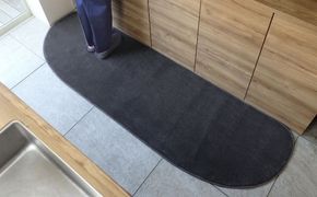 diw0229 北欧風キッチンマット ラグマットタイプ 65×210cm ゆりかご型 チャコール 抗菌防臭 SEK 織人しきもの屋工房