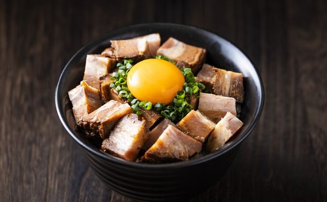 チャーシュー丼にすると絶品のつくだ煮屋のたまりチャーシュー１個と、ごはんに合うつくだ煮屋の手羽先セット１パック 【チャーシュー丼 丼ぶり どんぶり 豚肉 ぶた たまり醤油 醤油 鶏肉 とり肉 こだわり ごはんのお供 おかず おつまみ 晩酌 三重県 四日市市 ふるさと納税】