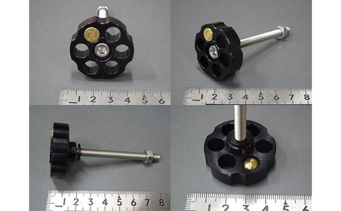 Honda　スーパーカブ用　サイドカバーボルト 右 雑貨 日用品 