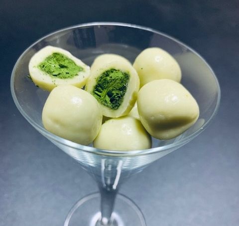 チョコ抹茶CUBE(10個入り×4箱)　〈有機 オーガニック 無農薬 抹茶スイーツ スイーツ お菓子 宇治抹茶 抹茶 ホワイトチョコレート 抹茶ラテ ギフト〉 