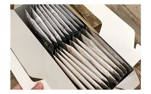 【 ノンカフェイン 】 コロンビア ドリップ コーヒーバッグ セット ( 10g × 20袋入 )  詰合せ オリジナル デザイン コーヒー 珈琲 デカフェ カフェインレス 自家焙煎 粉 ドリップ パック ブレンド 時短 プチギフト 贈り物 贈答 お祝い 記念日 ギフト 茨城 [BN008us]