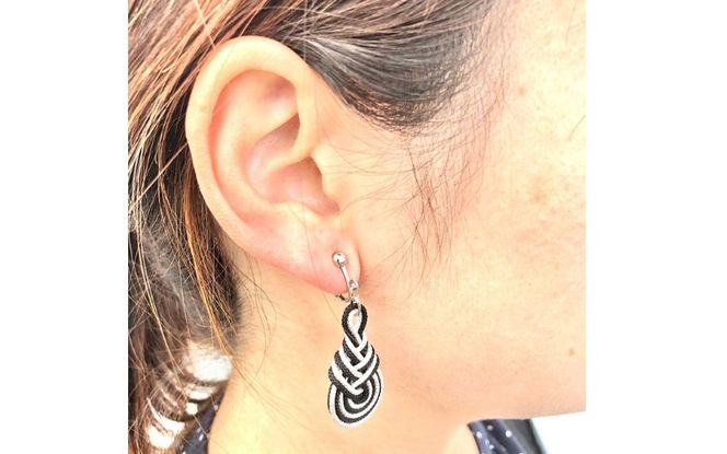 組紐イヤリングみょうが黒銀 hrkz0014-2