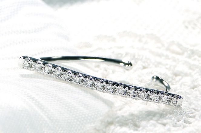 K10WG 0.15ct ダイヤモンド イヤーカフ【片耳用】 EmP0039-10W SWCJ005-wg